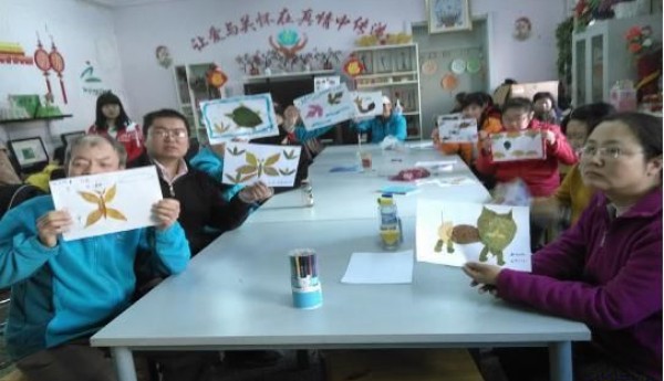 《金色的秋天》—–走进树叶的世界