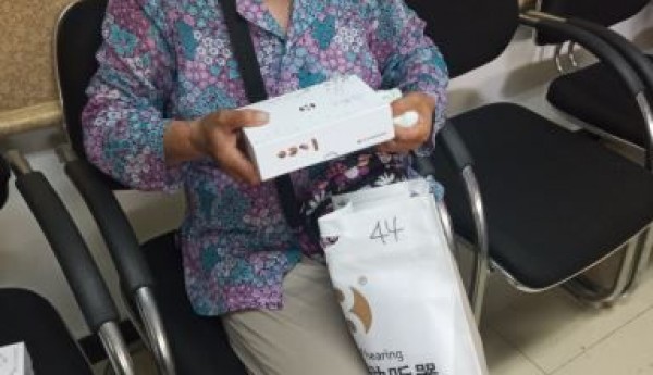 精准助残——崔各庄地区温馨家园为听力残疾人配发助听器