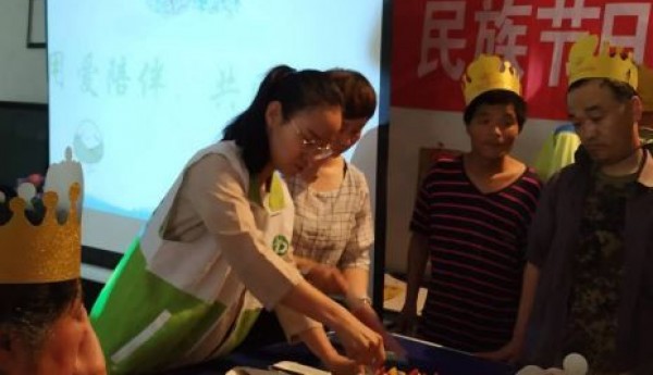 “用爱陪伴，共同成长”——百善温馨家园展示会活动