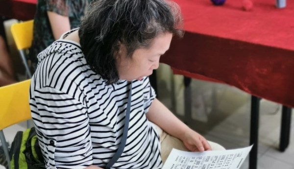 和平街温馨家园唱支红歌给党和祖国听