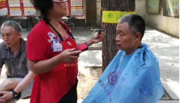 和平街一次特殊的助残志愿服务