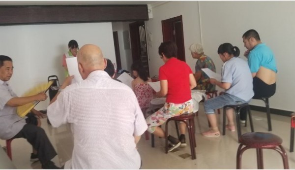 空港温馨家园第一次练习合唱《我和我的祖国》