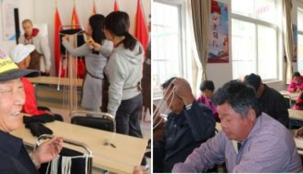 仁和镇河南村温馨家园开展麻线编织手提包活动