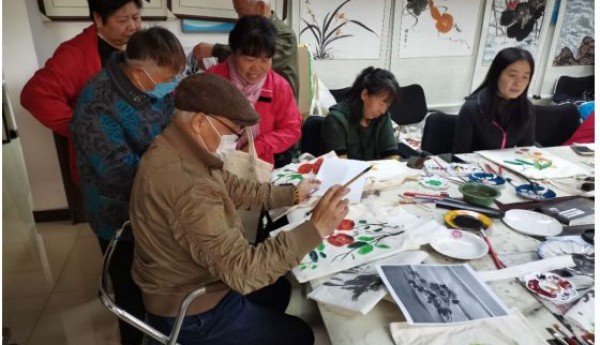 画一画，度重阳——崔各庄地区温馨家园重阳节活动剪影