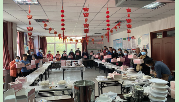 爱在心中，感恩有你—旺泉街道温馨家园开展蛋糕烘焙活动