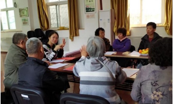 北辰东路社区举办“靓丽楼院计划”骨干座谈会