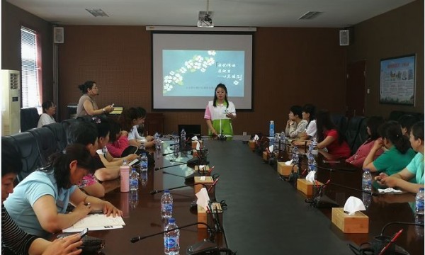 王四营地区举办首次心理减压课堂