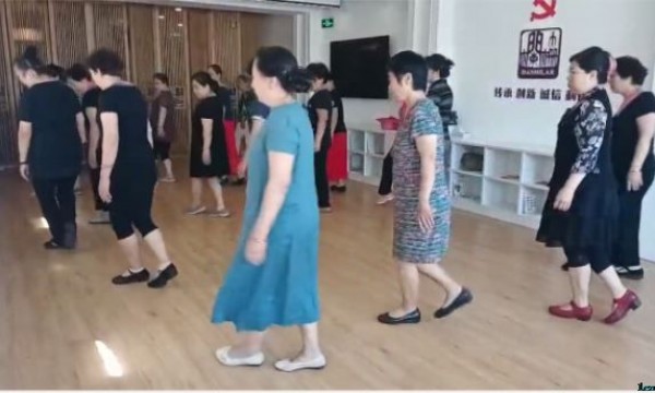 西街社区开展舞蹈队伍培训活动（一）