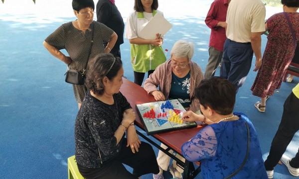 情系重阳 “棋”乐无穷——美然动力为老年人举办棋类联谊赛