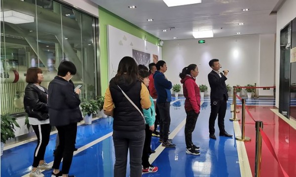 王四营地区社区办走访垃圾分类试点