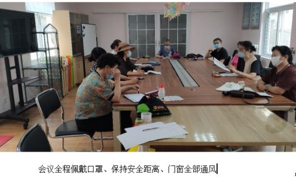 农展南里社区低碳环保志愿队召开金点子征集研讨会