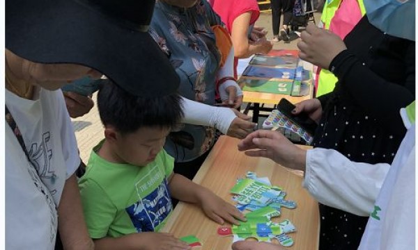 党建引领聚合力  垃圾分类入人心—定西南里社区开展垃圾分类外展活动