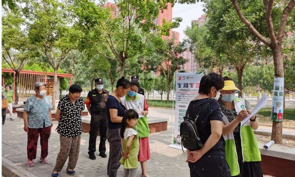 官悦欣园社区开展垃圾分类走访调研工作