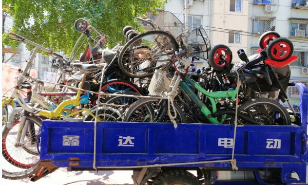 以物易物，“换”然一新——三西里小区开展第二期 废旧自行车置换活动