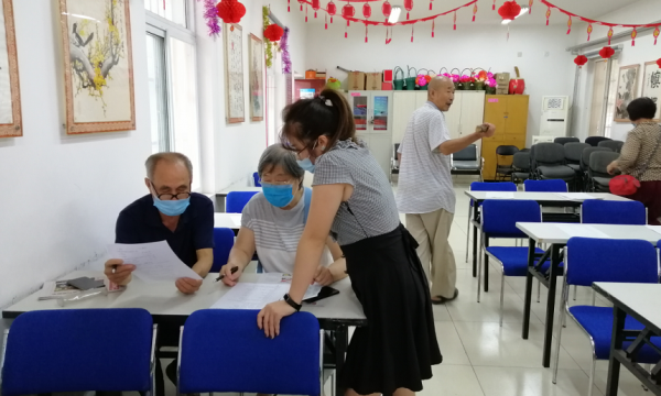 混放是垃圾，分类成资源——福怡苑社区举办垃圾分类知识培训大课堂