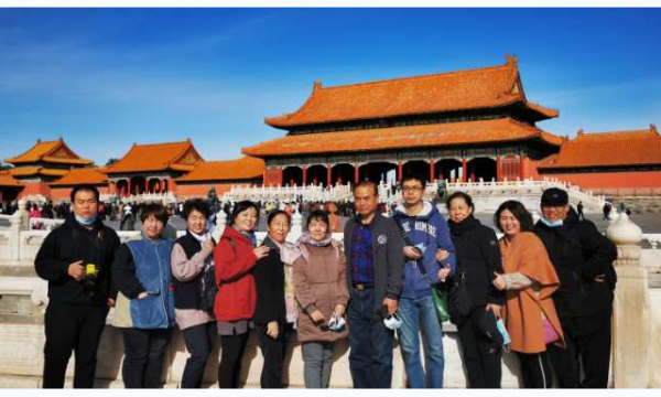 和平街残联组织残疾人工作者开展“故宫行·摄影培训采风”活动